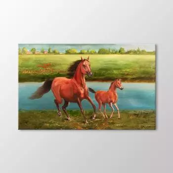 Стол с лошадьми и жеребенками