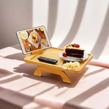 Стол с подлокотником для дивана. Складной поднос для подлокотника. Противоскользящий диван-стол с поворотным на 360 градусов держателем телефона для закусок, напитков. Дистанционная экономия места. Чашка для дивана.