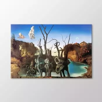 Стол со слонами в отражении лебедей