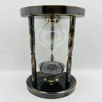 Стратегические элегантные латунные шахматные песочные часы 16 см уникальный подарок для мужа, Дня отца, годовщины и празднования Хэллоуина