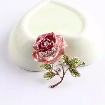 Струящаяся трехмерная брошь в виде розы, женская элегантная атмосфера, брошь в виде пиона, инкрустированная бриллиантами, модная булавка для одежды красный
