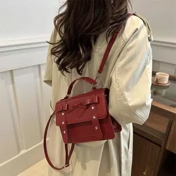 Студенческий класс рюкзак большой вместимости женский 2024 осень новая корейская версия простая и модная одноплечевая косая женская сумка чёрный