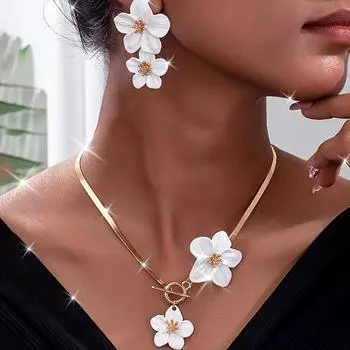 Stylish and elegant alloy flower pendant necklace earrings set women s atmosphere high sense fashion versatile fashion белый