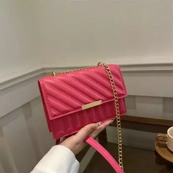 Stylish and simple chain bag women s 2024 summer new texture ins small square bag retro commuter messenger women s bag белый