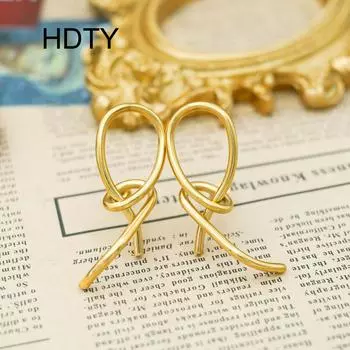 Stylish and simple, cold and irregular knotted earrings, titanium steel plated with 18 gold, versatile earrings with personality and temperament золотой
