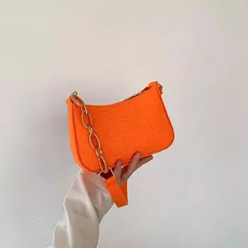 Stylish and simple messenger bag 2024 autumn new bag women s niche trend small square bag casual commuter shoulder bag чёрный