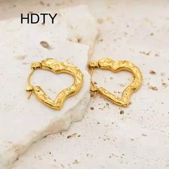Stylish, simple and personalized design Irregular texture ear buckle Titanium steel plated with 18k gold temperament Versatile niche earrings золотой