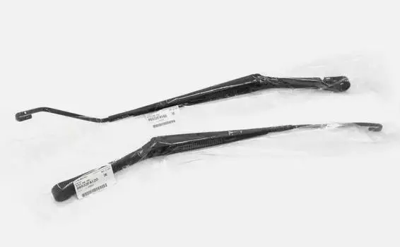 SUBARU GENUINE OEM IMPREZA 97-00 GC8 WRX Front Glass Windshield Wiper Arm Set