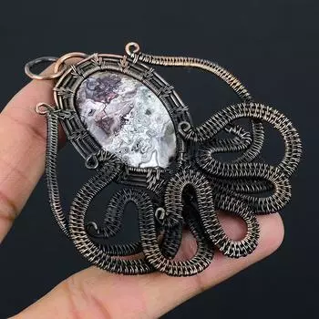 Сумасшедший кружевной агат Драгоценный камень Чистая медная проволока Обернутая подвеска ручной работы Ювелирные изделия в форме осьминога 3.23 Inches фиолетовый