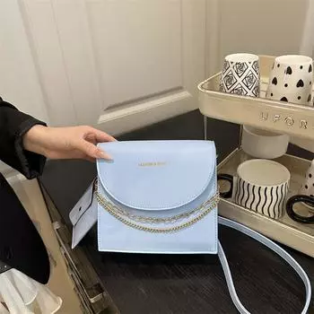 Сумка 2025 года, новая модная трендовая сумка, женская сумка через плечо на весну и лето, текстурированная женская сумка, универсальная, на одно плечо, портативная, маленькая квадратная сумка чёрный