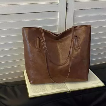 Сумка большого объема Premium sense для женщин 2024 года, осень-зима, новая модная сумка для поездок на работу, женская универсальная сумка через плечо в стиле ретро чёрный