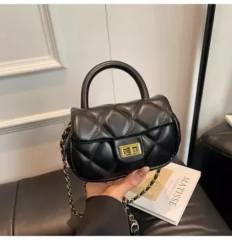 Сумка-цепочка ромбовидной формы, женская новая летняя нишевая дизайнерская сумка-мессенджер, портативная маленькая квадратная сумка чёрный