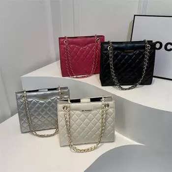 Сумка-цепочка с ромбом, вместительная женская сумка, весна 2024, новая ниша, универсальная модная повседневная сумка-мессенджер чёрный