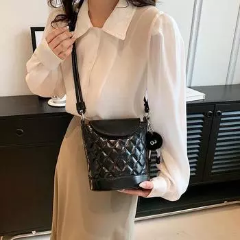 Сумка через границу, женская сумка, новинка 2023, модная и модная сумка через плечо из искусственной кожи на одно плечо, универсальная и нишевая портативная сумка-ведро only bag