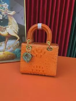 Сумка через плечо из натуральной кожи с крокодиловым узором красного цвета - сумка для подружки невесты в стиле принцессы Дианы красный