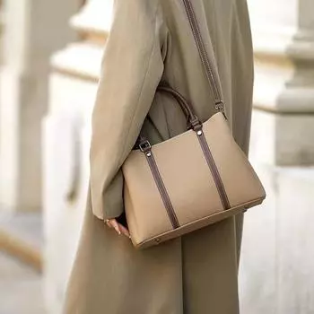 Сумка через плечо на одно плечо, большая вместимость, контрастный цвет, верхний слой из коровьей кожи, сумка-тоут с натуральной кожей для женщин чёрный