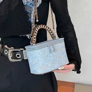 Сумка через плечо с цветочной вышивкой для женщин, персонализированные сумки из джинсовой ткани с цепочкой, универсальная квадратная ручная сумка-ведро