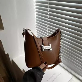 Сумка через плечо в стиле ретро с цепочкой 2024 года, осень, новый нишевый дизайн, высокая стоимость, простая сумка-мессенджер чёрный