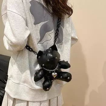 Сумка через плечо в виде куклы-медведя Niche Design 2024 года, новая тенденция осени, сумка-мессенджер с цепочкой для куклы, женская сумка чёрный