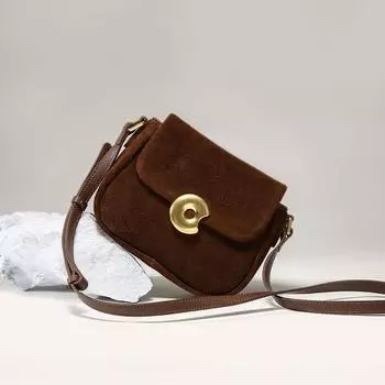 Сумка через плечо во французском стиле ретро, летняя новая нишевая женская сумка с матовой текстурой, дорожная сумка через плечо из воловьей кожи