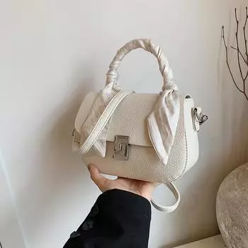 Сумка через плечо женская 2024 новая сумка летняя универсальная сумка через плечо портативная маленькая квадратная сумка женская ходит на работу маленькая сумка чёрный