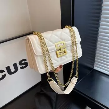 Сумка через плечо женская 2024 новая сумка модная универсальная нишевая сумка с цепочкой из бриллиантов популярная маленькая квадратная сумка чёрный