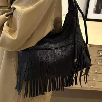 Сумка через плечо женская High-End Sense ретро модная сумка на плечо с бахромой трендовая нишевая сумка подмышкой коричневый