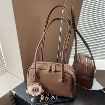 Сумка для боулинга в стиле ретро, женская сумка через плечо с ретро-текстурой, сумка через плечо с дизайном Tide With pendant коричневый