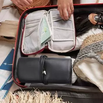 Сумка для кистей для макияжа из искусственной кожи. Складная сетчатая сумка на молнии с карманами различных размеров. Водонепроницаемая дорожная портативная сумка-органайзер на ролике для косметических туалетных принадлежностей. чёрный