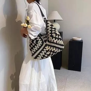 Сумка для отдыха на плечо из соломы, сплетенной вручную, контрастного цвета, модный яркий цвет, хорошее сочетание для отдыха на природе