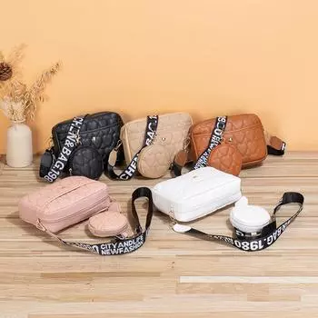 Сумка из искусственной кожи с вышивкой в виде персикового сердца 2023 г.: Высококачественная модная, универсальная двухкомпонентная женская сумка-мессенджер светло-коричневого