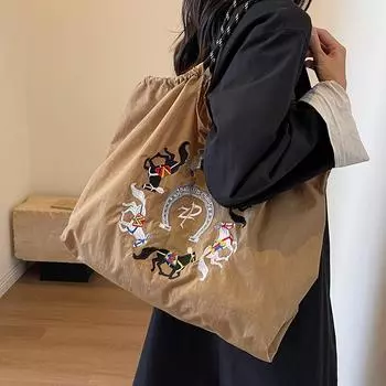 Сумка из нейлоновой ткани с шариковой цепочкой для женщин большой вместимости в 2023 году, новая повседневная и универсальная сумка на одно плечо, тканевая сумка, улучшенная сенсорика