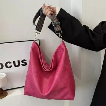 Сумка из ПУ большой вместимости женская сумка 2024 ретро широкополосная сумка через плечо с косым ремнем текстурированная мягкая сумка-ведро для поездок на работу чёрный