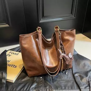 Сумка из текстурированной кожи с масляным воском, женская, 2024 года, новая модная, вместительная, сумка через плечо под мышкой, высококачественная сумка-тоут для поездок на работу 39*13*23 чёрный