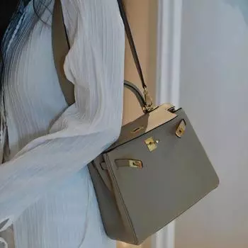 Сумка Kelly из кожи Togo 2024 года: Широкий ремень, большая вместимость, женская сумка через плечо и сумка-мессенджер 25 x 11 x 18 cm