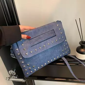 Сумка-клатч из искусственной кожи с заклепками для женщин через плечо