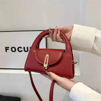 Сумка-кольцо в стиле иностранного стиля 2024 года, новая модная маленькая квадратная сумка, модная повседневная сумка через плечо чёрный