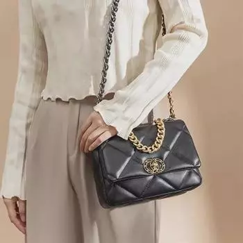 Сумка квадратная из овчины с бриллиантовой цепочкой 2025 года: Стильная женская кожаная сумка через плечо и почтальонка