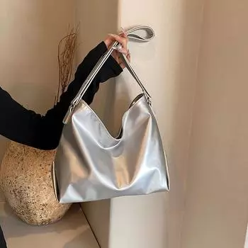 Сумка Летняя модная сумка через плечо с текстурированной подмышечной сумкой из искусственной кожи Простая однотонная сумка-мессенджер серебряный