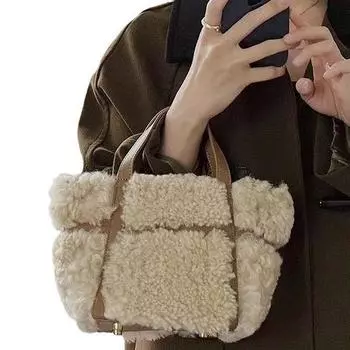 Сумка Mao Mao женская, осень-зима 2024 года, новая сумка-крыло из овечьей шерсти, французская нишевая сумка-мессенджер через плечо для поездок на работу коричневый