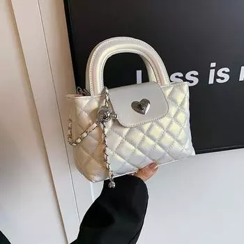 Сумка-мешок с цепочкой, женская сумка-мешок, лето 2024, новая высококачественная текстурированная универсальная сумка через плечо в иностранном стиле белый