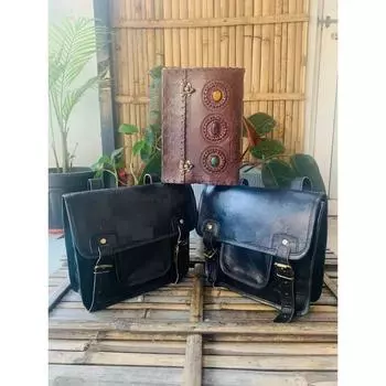 Сумка-мессенджер из козьей кожи, черная, мотоциклетная, черная сумка ( Бесплатный подарочный ежедневник коричневого цвета размером 10 x 7 дюймов ) 10 x 13 x 4 in / 2 Bag чёрный