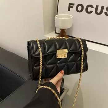 Сумка-мессенджер Lock temperament простая, однотонная, с цепочкой, подмышечная, маленькая, женская, весна 2024 года, новая, универсальная, корейская версия розы красного