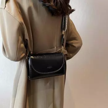 Сумка-мессенджер Niche Design на одно плечо 2024 года, новая модная сумка на осень и зиму, женская универсальная сумка с широким плечевым ремнем, маленькая квадратная сумка чёрный