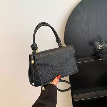 Сумка-мессенджер в иностранном стиле с однотонной текстурой, осенняя сумка для поездок на работу 2024 года, маленькая квадратная сумка, популярная женская сумка для поездок на работу в этом году чёрный