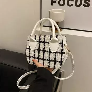 Сумка-мессенджер Xiaoxiangfeng из клетчатой ткани, новинка 2024 года, весна, изысканная сумка через плечо для дочери, модная сумка с характером, женская сумка белый