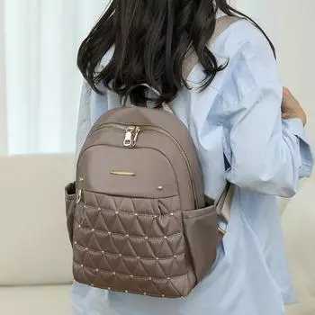 Сумка Модный тисненый рюкзак для женщин и дам Универсальный и вместительный дорожный рюкзак чёрный