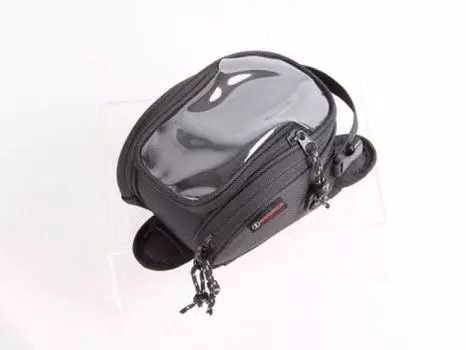 Сумка на бак DEGNER с магнитным креплением NB-167 (черный) чёрный