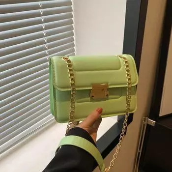 Сумка на одно плечо с косой проймой и текстурой из цепочки 2024 года, новая, подмышечная сумка, маленькая квадратная сумка, сумка-облако чёрный