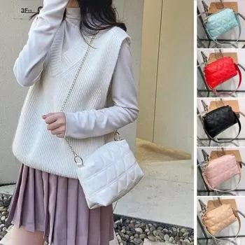 Сумка на плечо с застежкой-молнией. Удобная многофункциональная сумка из искусственной кожи с тонким шитьем на одном ремне. белый